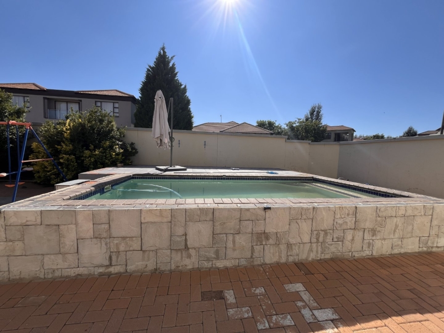 3 Bedroom Property for Sale in Lilyvale Free State